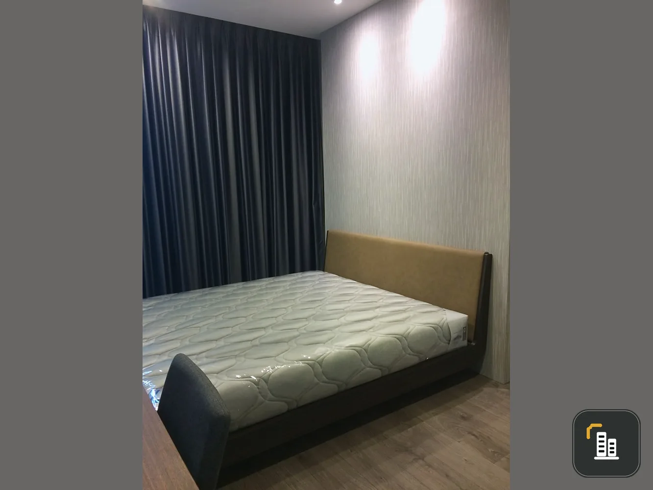 For rent Whizdom Avenue Ratchada-Ladprao, 1 bedroom, built-in kitchen set. Complete with electrical appliances. Book now.