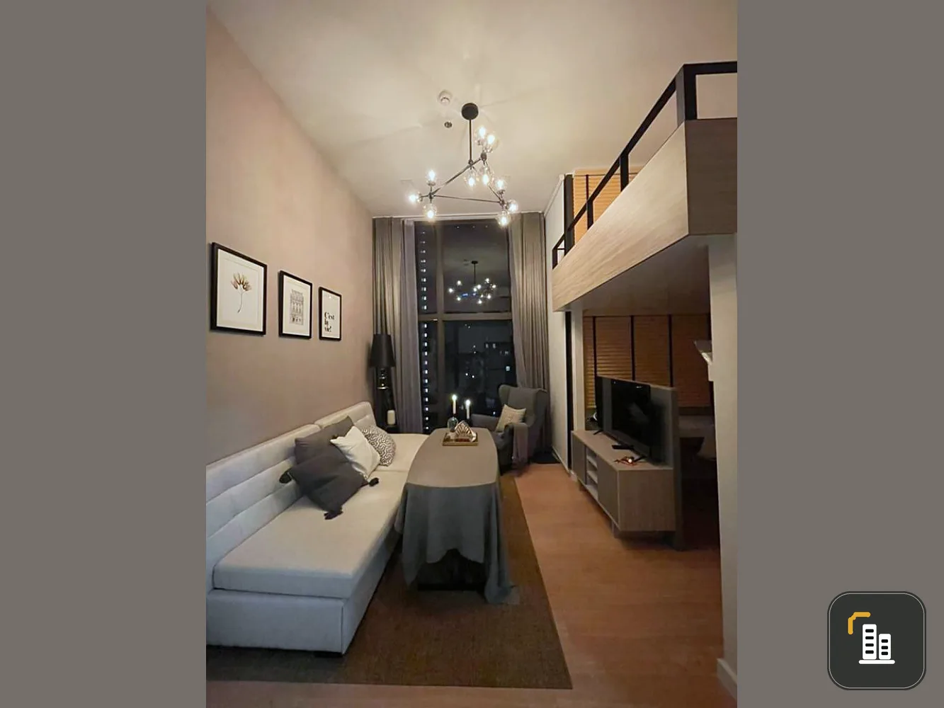 For rent, Chewathai Residence Asoke, decorated in Loft style, very beautiful, premium grade electrical appliances, hurry to reserve