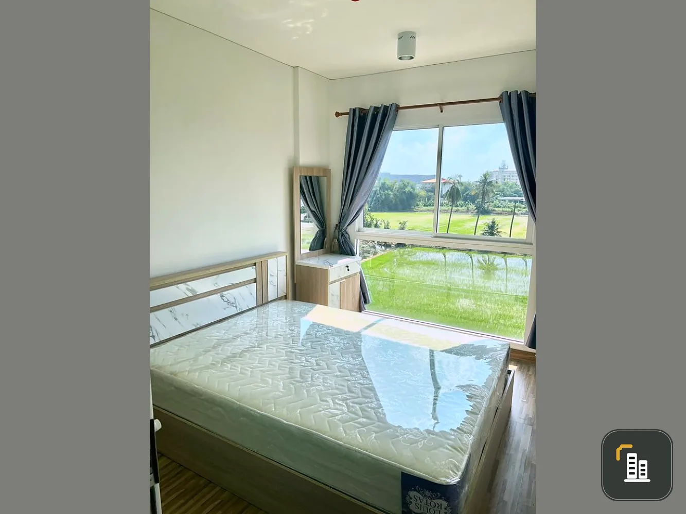 Sale/Rent The Iris Bangyai Condo, ready to move in. have all in one place You can only come in. Don't be slow.