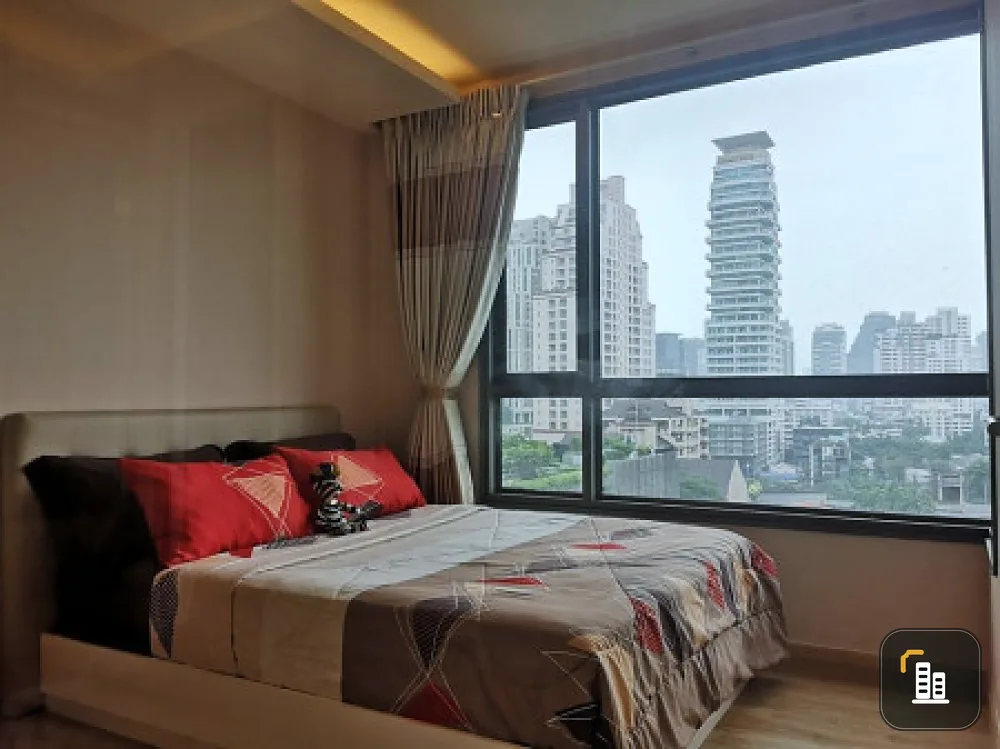 For rent H Condo Sukhumvit 43 near BTS Phrom Phong, convenient to travel, do not miss.