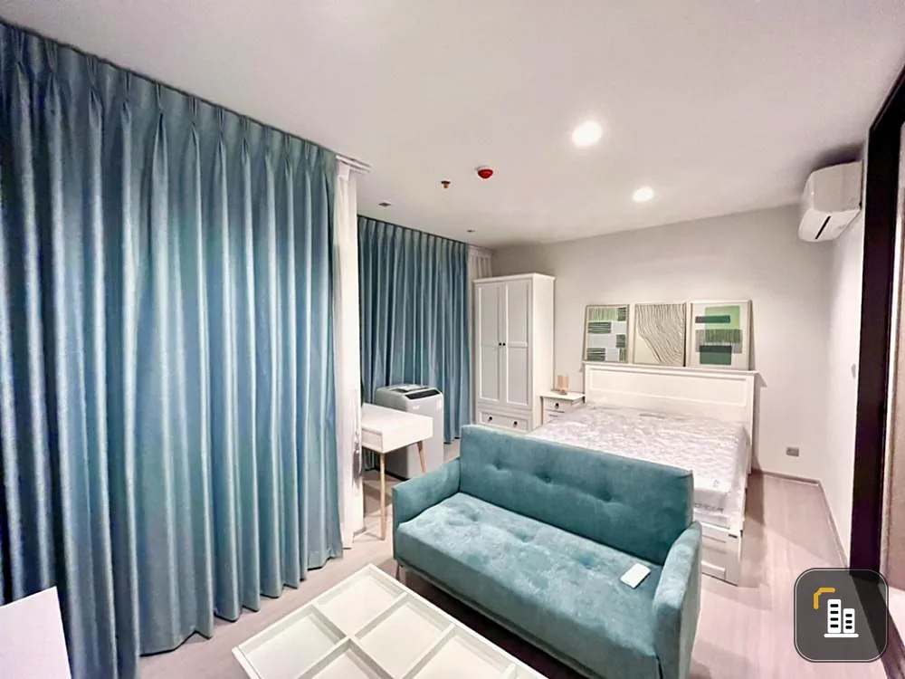 Urgent for rent Condo Life Asoke-Rama 9, new studio room, unboxing, high floor, city view, don't wait, hurry and book now.