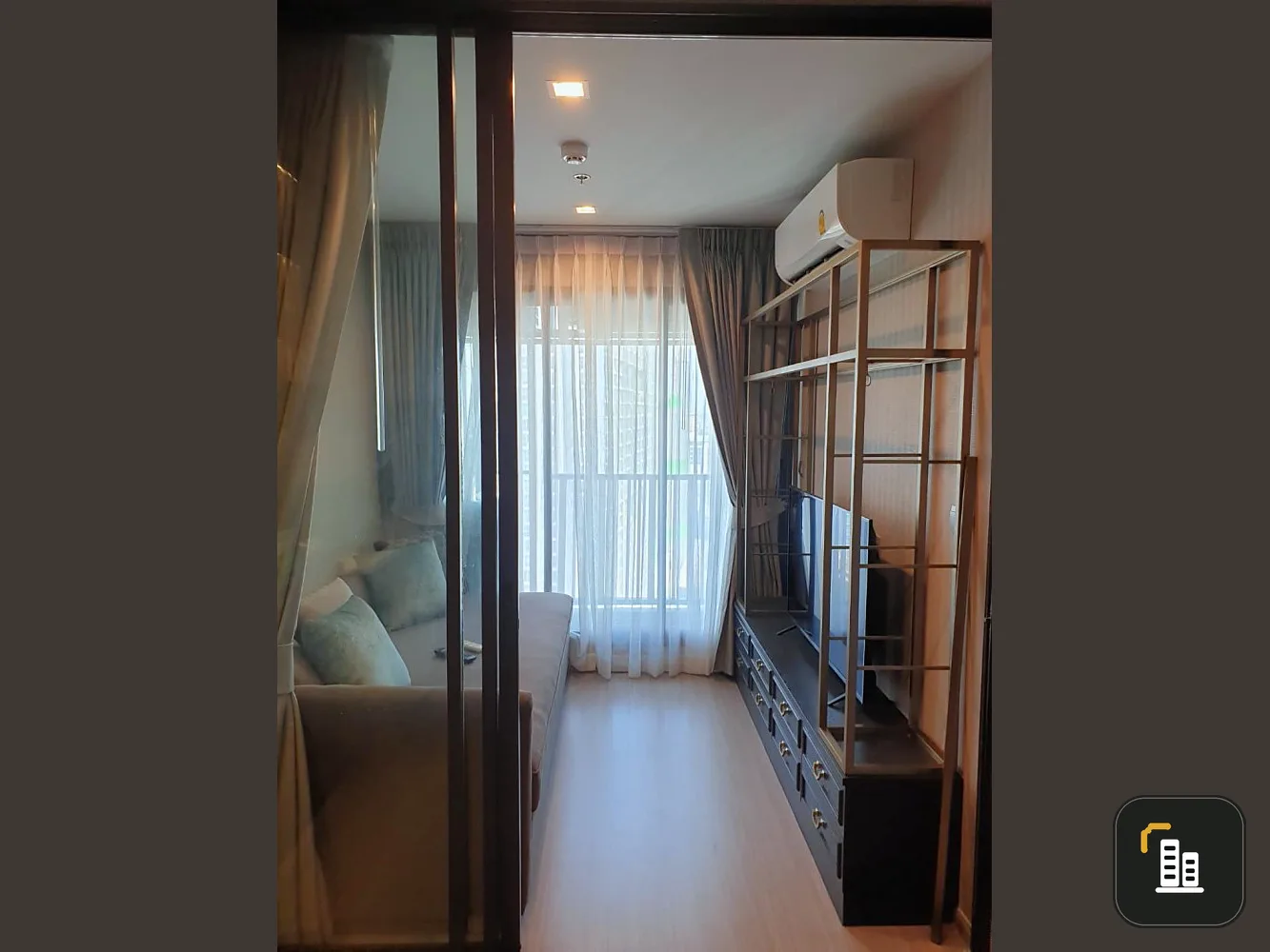 Condo for rent Life Ladprao, high floor, fully furnished Electrical appliances ready to move in Quickly carry the bag