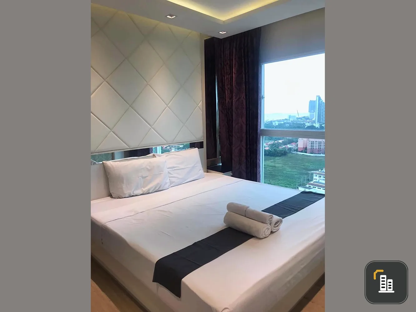 Condo for sale, Lasantia Pattaya, high floor, corner room, sea view, city view, wide balcony, fully furnished, hurry up