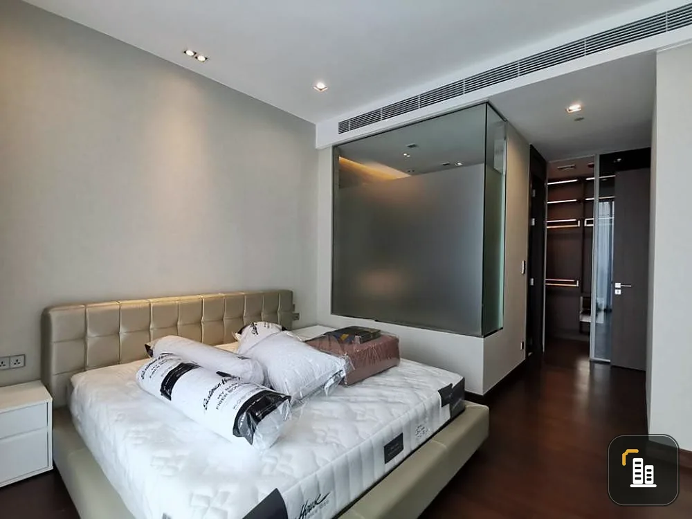 For rent, Q Sukhumvit, big room, full furniture, don't wait.