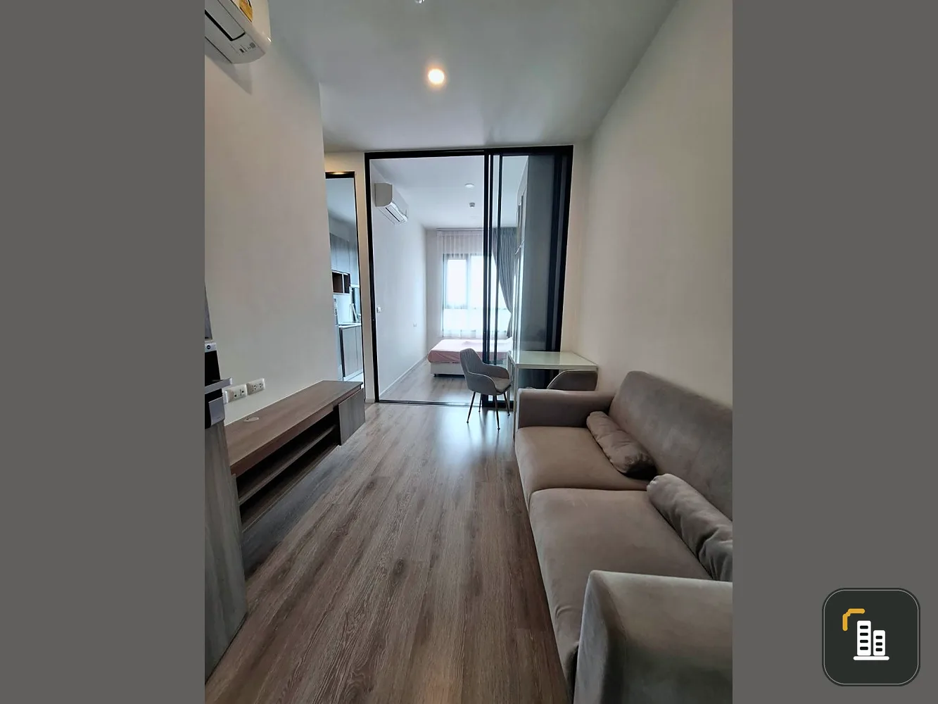 Rent/Sell Knightsbridge Prime Ratchayothin, 21st floor, good position, beautiful room, fully furnished, ready to move in. Book now. Hurry up.