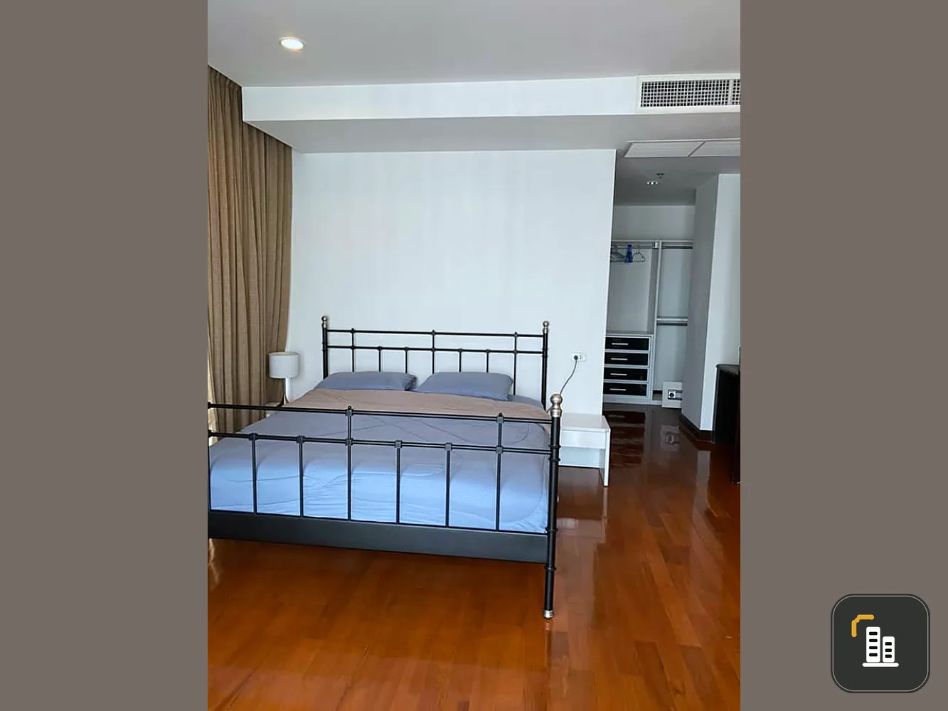 For rent, The Prime 11, beautiful room, fully furnished, convenient transportation, don't wait.