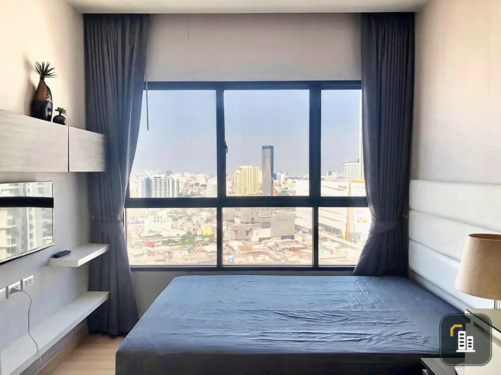 Condo for rent, Urbano Absolute Sathorn-Taksin, Chao Phraya River view. Beautiful room decoration. You can't miss it. Book now.