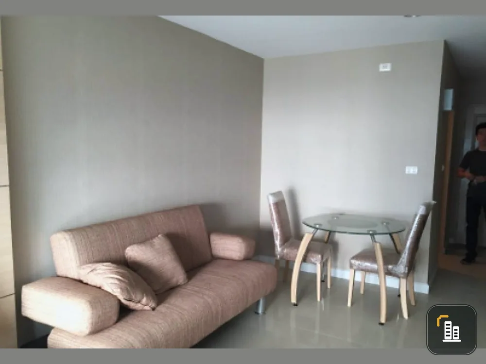 Urgent, Metro Park Sathorn Condo for sale, studio room, spacious room, ready to move in, good price, can't miss it.