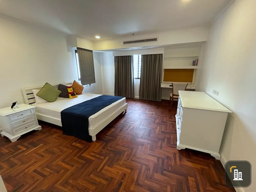 Sell/Rent Calista Mansion Sukhumvit 11, high floor, fully furnished, ready to move in. Don't wait.