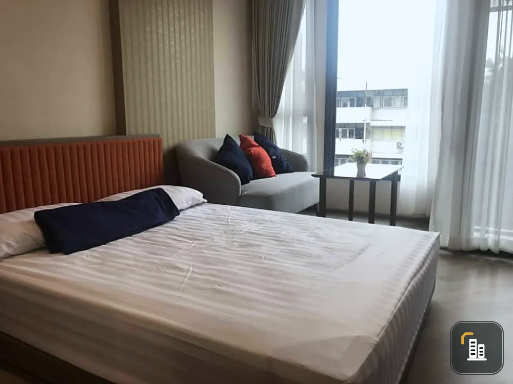 Selling The Base Saphanmai, 5th floor, luxuriously decorated like a sample room. Plus everything is complete. Book now.