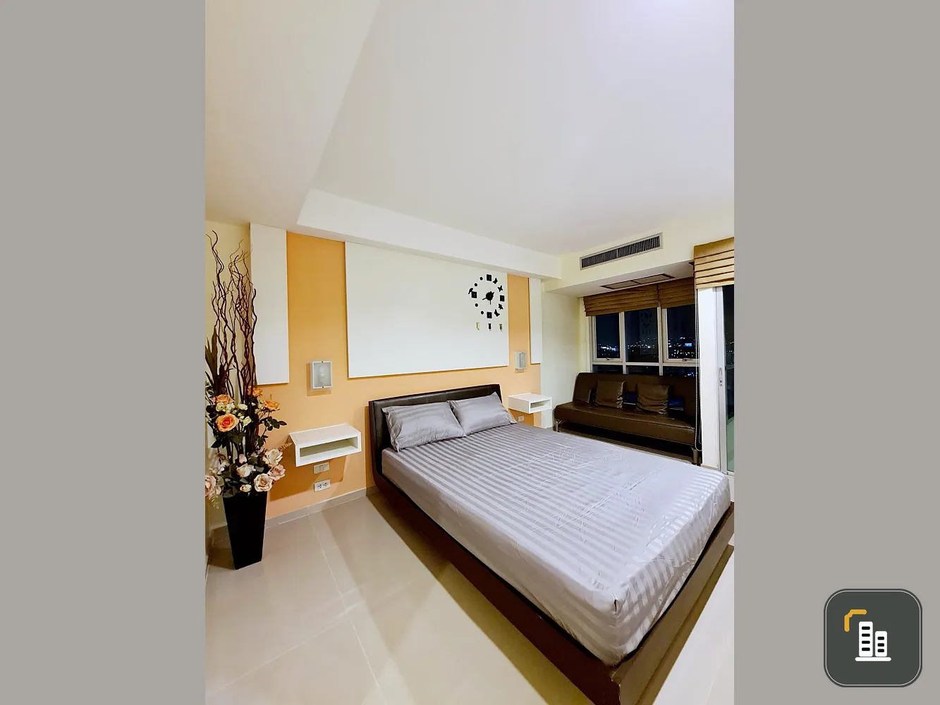 Condo for sale, Inspire Place ABAC-Rama IX, studio room, nice decoration, 9th floor, view of the stadium side, hurry to buy
