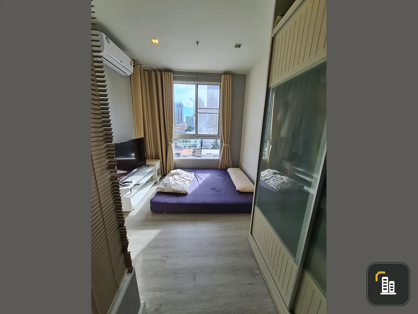 Condo for sale, Ivy Sathorn 10, furnished, build in 1 bedroom, 1 bathroom, near the train station, convenient to travel, hurry!!