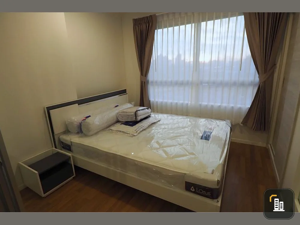Condo Lumpini Park Rama 9-Ratchada, high floor, city view, full built-in furniture, don't wait, book now.
