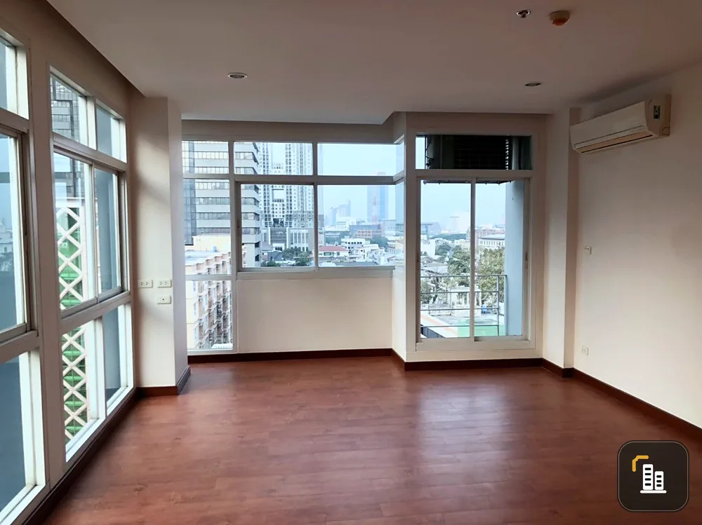 For Sale/Rent Urgent!! PG Rama 9 condominium, studio room, new room, first hand, convenient transportation, don't be slow!!