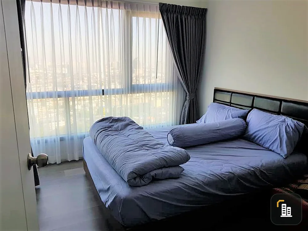 Condo The Stage Taopoon Interchange for rent, high floor, north, city view, open and comfortable. Don't miss it.