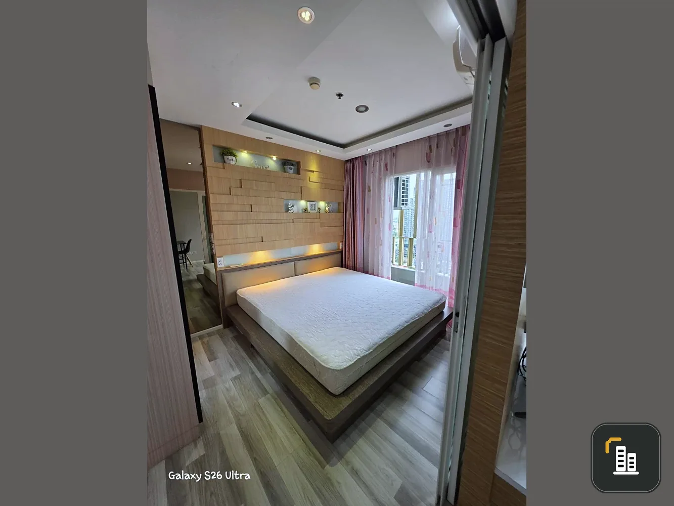 For rent, The Key Sathorn Ratchapruek, 20th floor, beautiful view, swimming pool, beautiful room, fully furnished, book now, don't miss it.