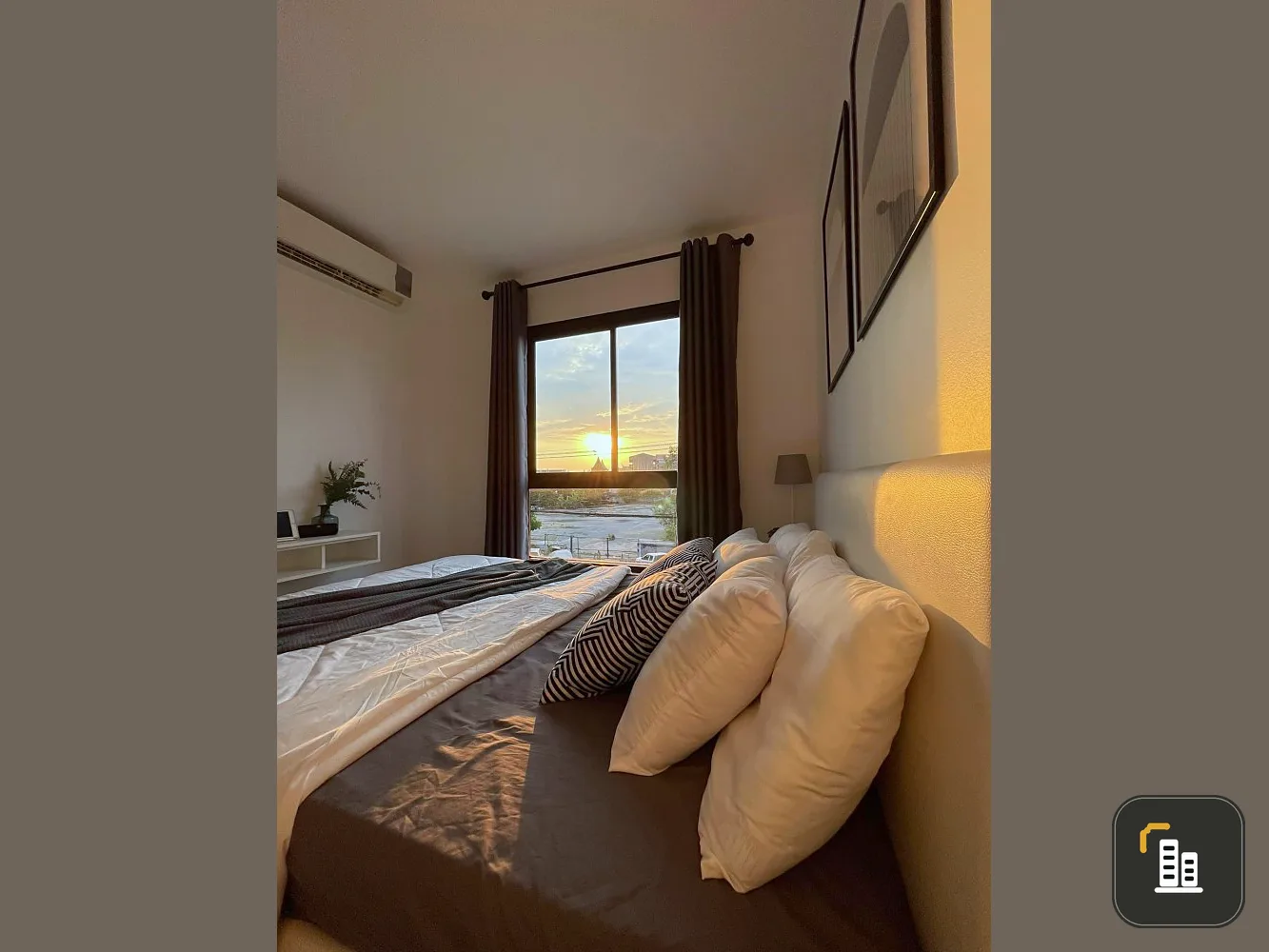 Urgent. Condo for rent, Icon Do Petchkasem 39, 2 bedrooms, 2 bathrooms, furniture is ready, don't miss it.