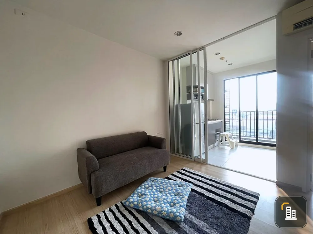 Condo for sale, The Base Chaengwattana, empty room, decorated in style have furniture and some electrical appliances