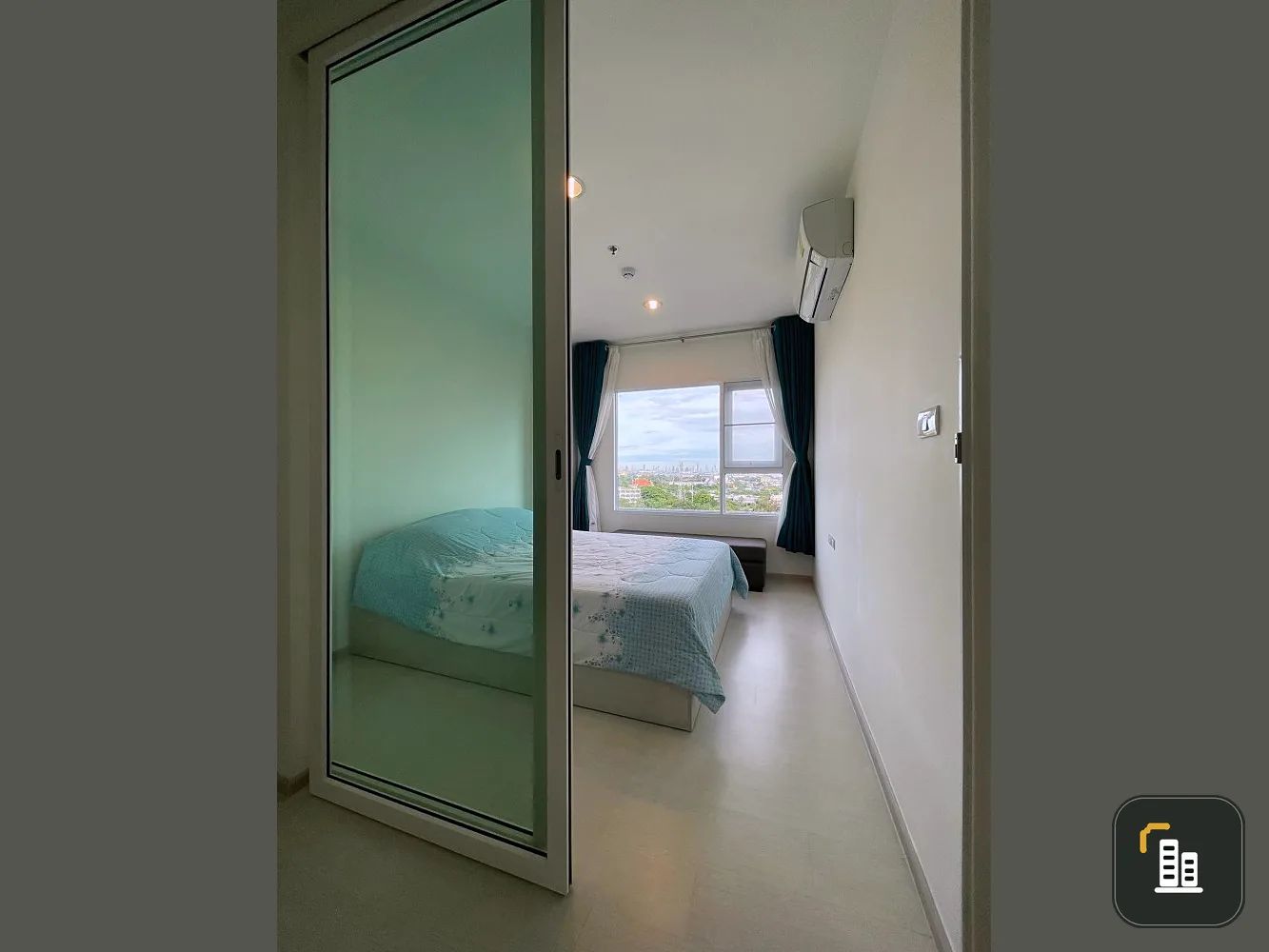 Condo for sale, Aspire Erawan, north, lawn view, fully furnished, project next to BTS Urgent!! don't wait