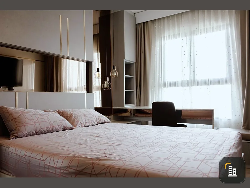 Sell plum condo central station phase 1, elegantly decorated room Built-in at every point But it comes at a very good price. Must buy.
