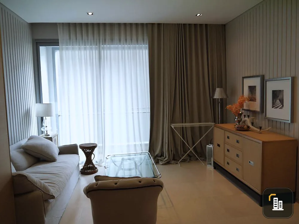 For rent!! Saladaeng Residence Condo, fully furnished, convenient transportation, hurry and book now!!