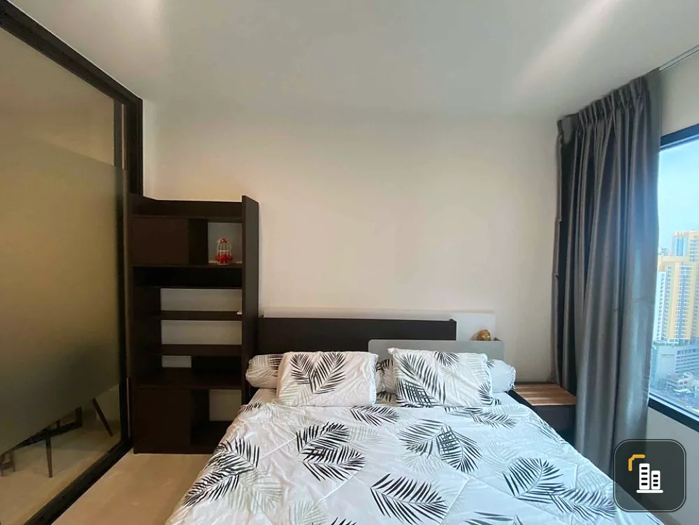 Condo for rent, Life Asoke, size 36 sq.m., 29th floor, high view, complete with electrical appliances Don't miss out on a quick booking