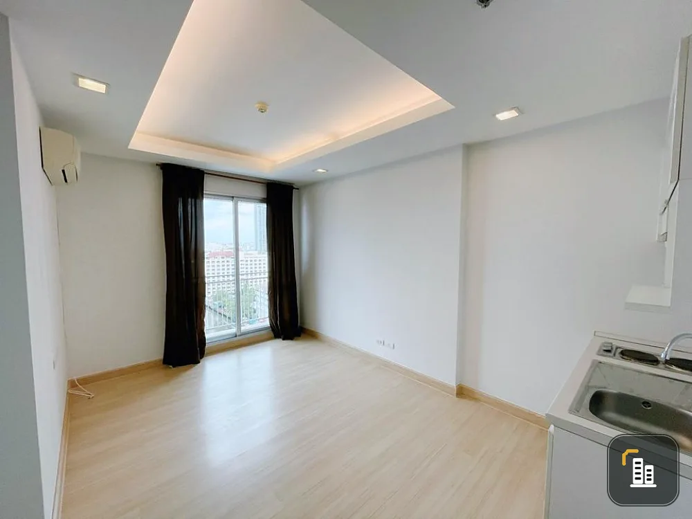 Condo for sale, True Thonglor, empty room, decorated in style, beautiful view, in the heart of the city, this price!! Can't miss it