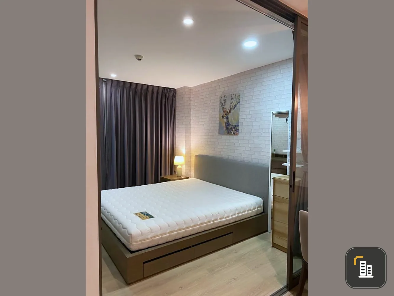Condo for rent, D Memoria Phahonyothin 8, beautiful room, furnished, ready to move in, fully furnished, complete electrical appliances, don't miss it!!