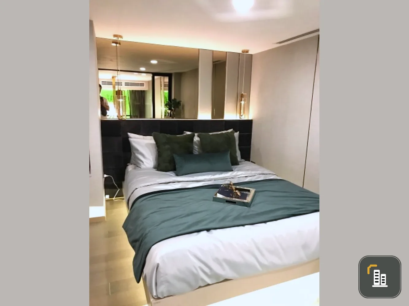 Sale down payment Condo Park Origin Ratchathewi, high floor, Deplex room, near BTS, convenient to travel, hurry and book now!!