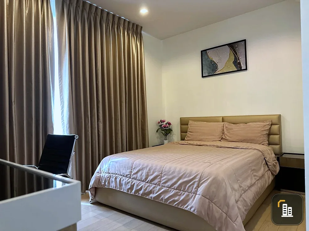 For rent!! HQ Thonglor Condo, 14th floor, beautiful unit, fully furnished with premium furniture, ready to move in. Don't miss out!!