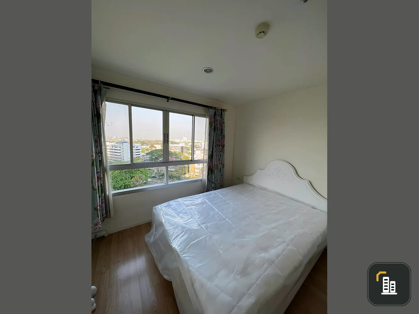 Condo for sale, Lumpini Ville Prachachuen-Phongphet 2, corner room, 10th floor, good price, you will regret not buying it.