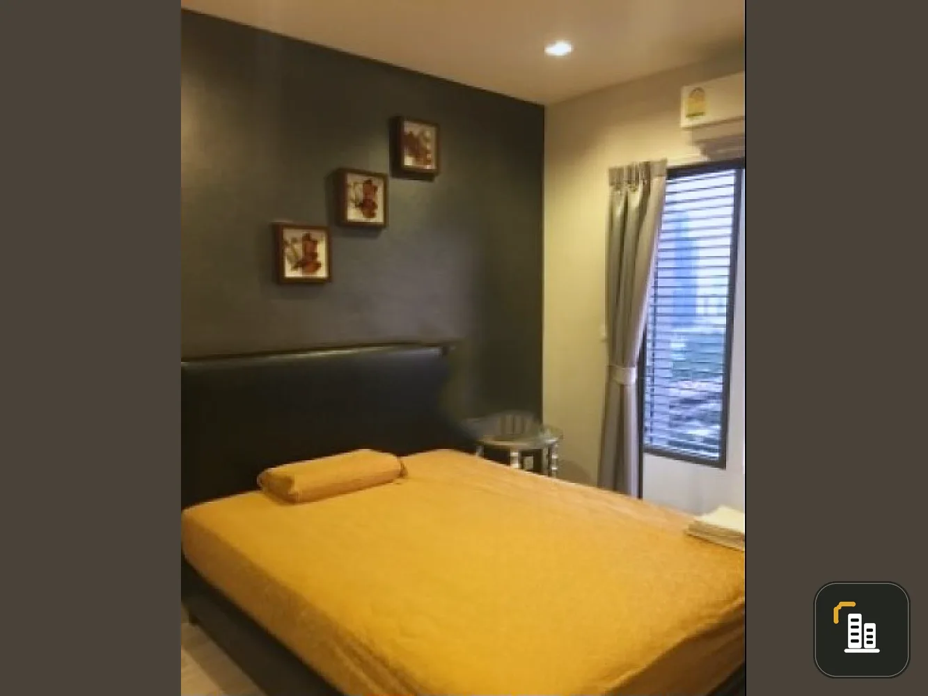 Urgent sale!! Condo Ideo Mobi Rama 9, corner room, 24th floor, fully furnished. Ready to move in!!