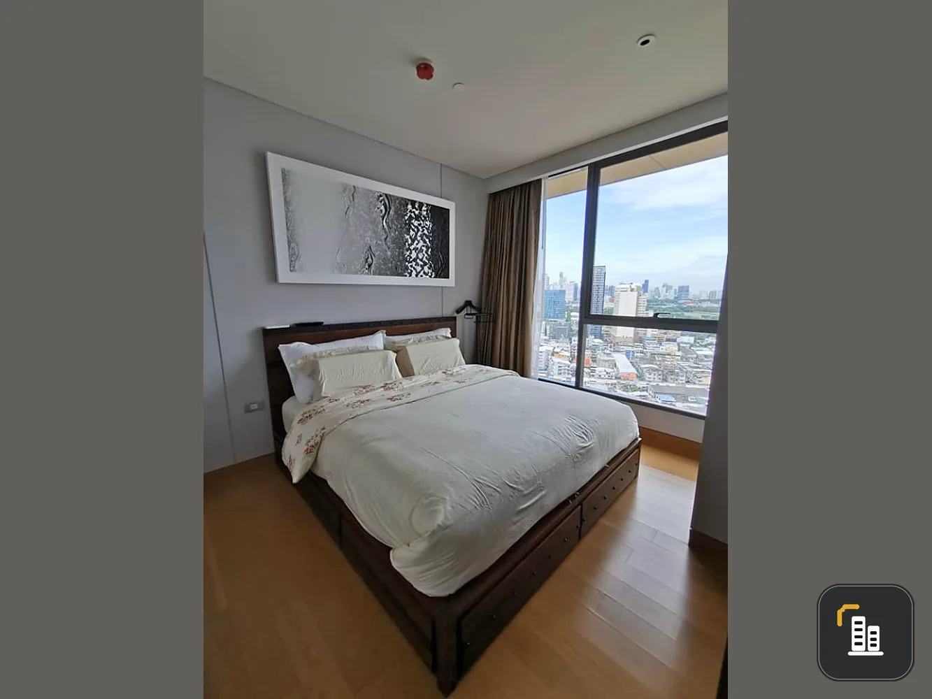 Condo for rent, The Lumpini 24, high floor, city view, fully furnished, near BTS, near MRT, convenient transportation, don't miss it!!
