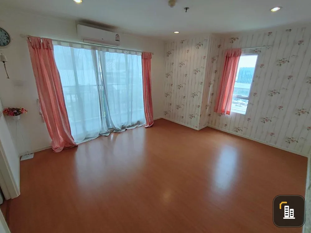 Condo for sale, Lumpini Park Rattanathibet-Ngamwongwan, empty room, corner room, BTS view, very private