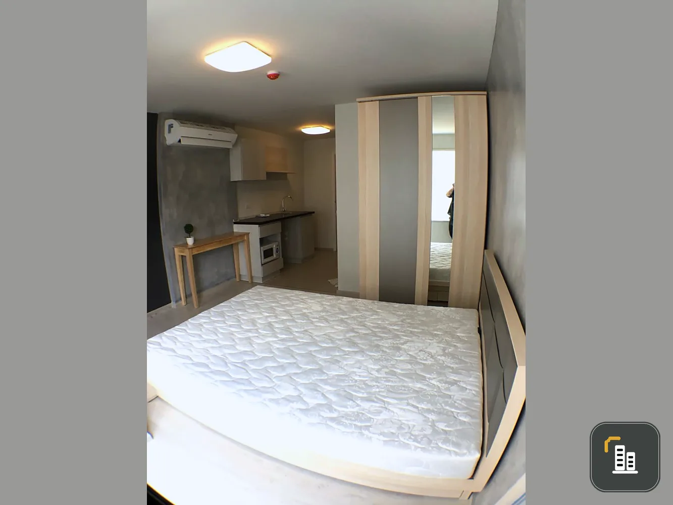 Sell/rent Aspire Wutthakat, very nice studio room The walls are decorated in vintage loft colors. Everything is complete. Hurry up to reserve.