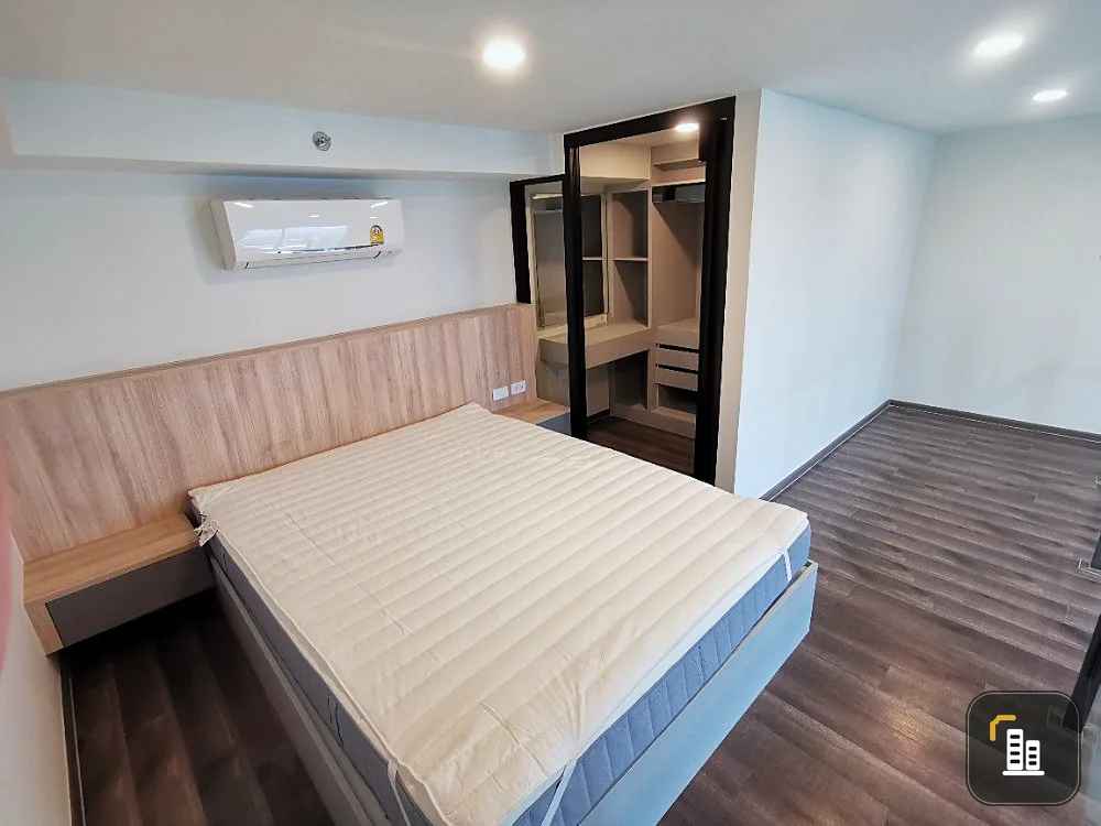 Condo for rent in Knightsbridge Space Rama 9, high floor, beautiful view, fully furnished, complete electrical appliances, hurry!!