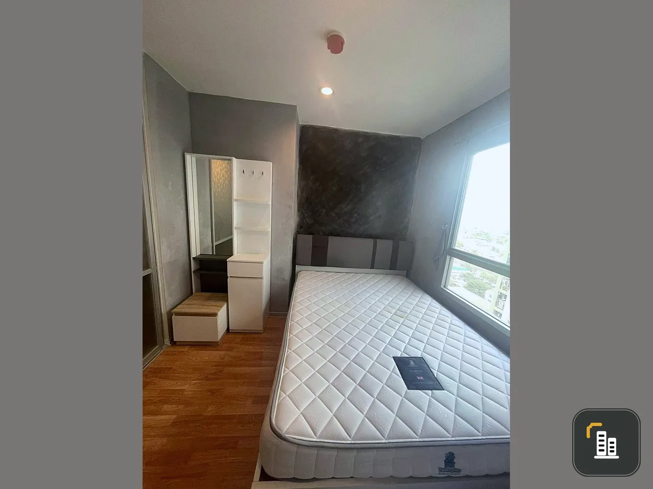 For Sale Lumpini Ville Nakhon In-River View. All electrical appliances, good location, don't wait.
