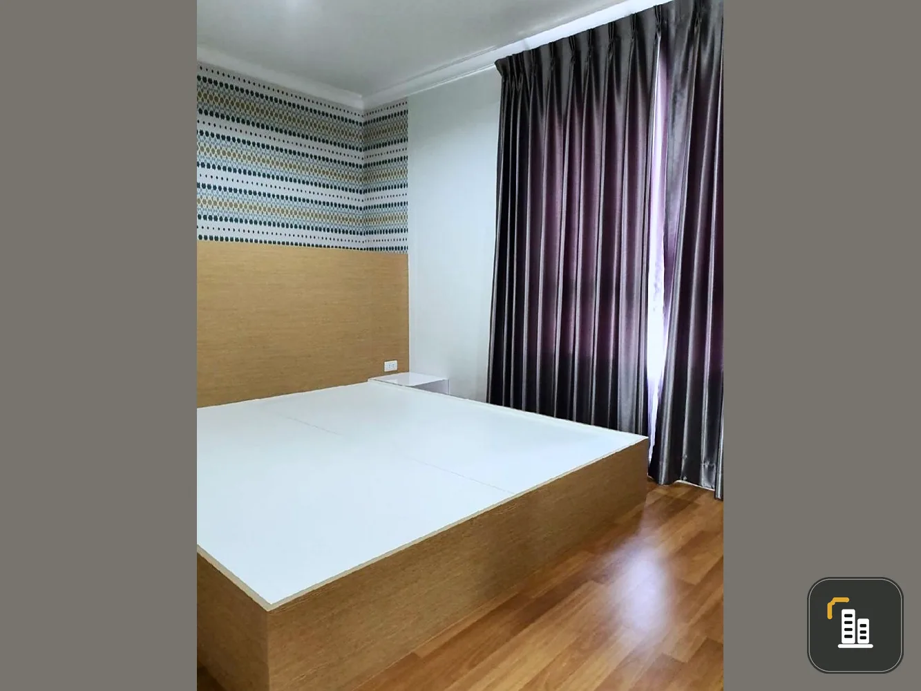 For rent, LPN Place, Lumpini Place, Rama 9-Ratchada, large room, 50 sqm., 24th floor, beautiful city view, ready to move in.