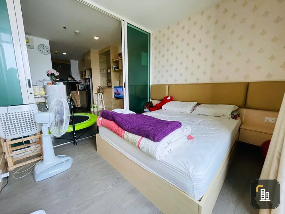 Sell/Rent A Space ID Asoke - Ratchada fully furnished room convenient and ready If interested, hurry up to reserve. Don't be late.