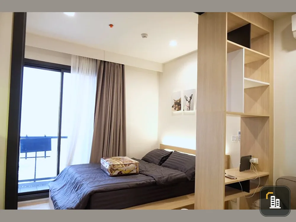 For sale M Jatujak, the room is on the top floor. ventilated, not hot can raise animals Answer this size, don't miss it.