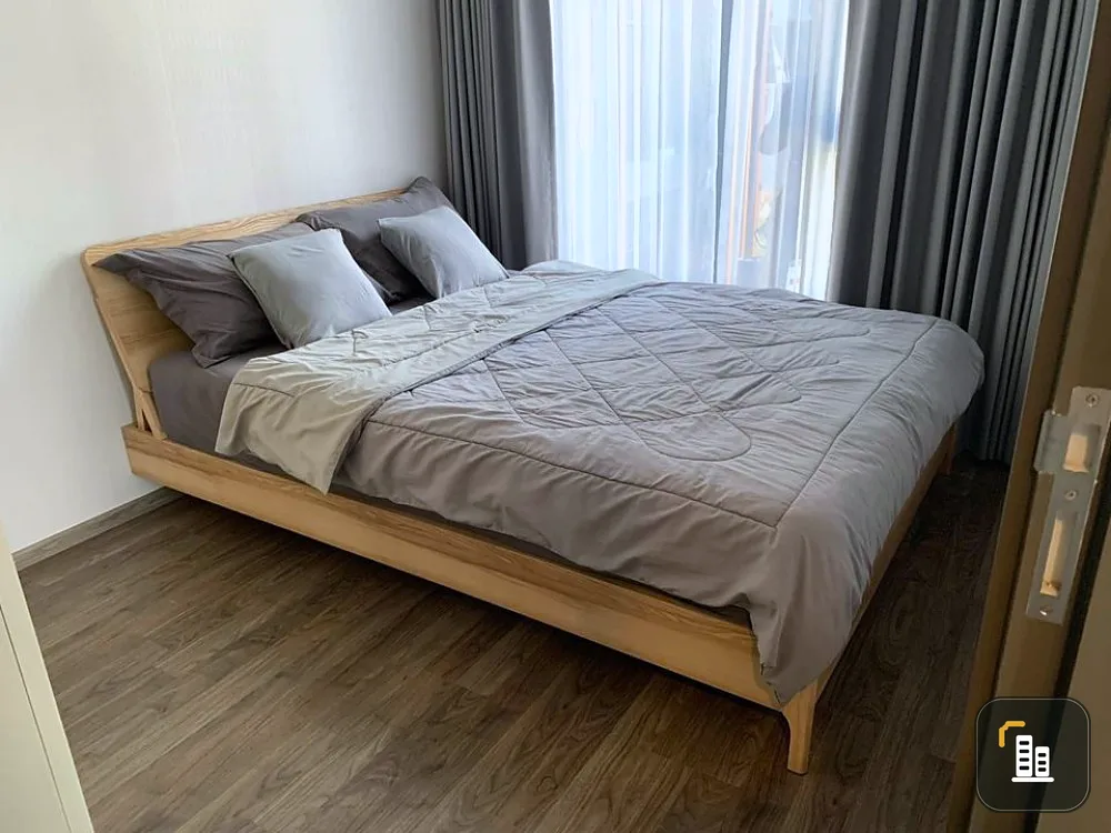 Urgent for rent Life Ladprao Valley private corner room The garden view around the room is very good. Everything is complete. Hurry up to reserve befo