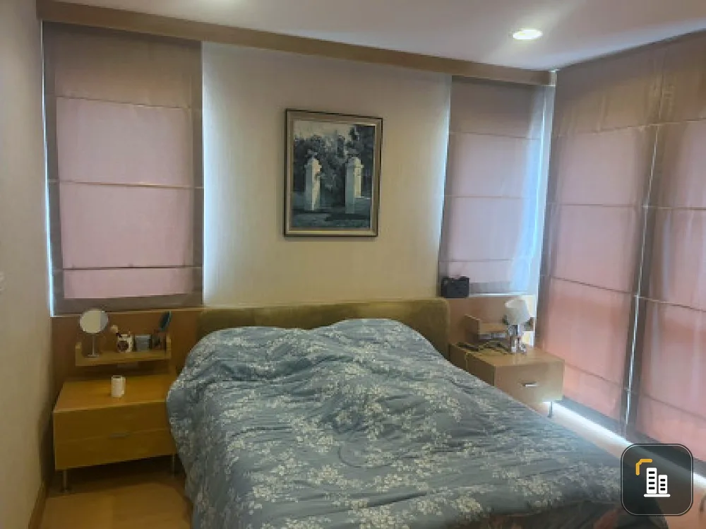 Condo for sale, The Bangkok Narathiwat Ratchanakarin, 2 bedrooms, 2 bathrooms, the room is not hot, the wind passes all the time, near the train, don't miss it