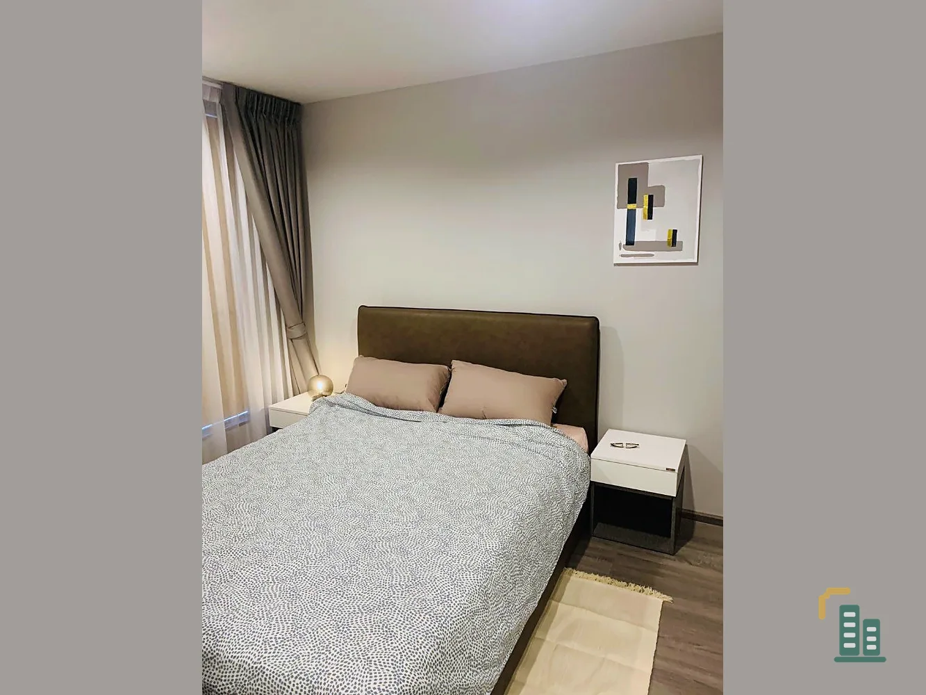 For rent!! Condo Ideo Mobi Sukhumvit 40, 4th floor, Building A, fully furnished. You can carry your bags in and move in. Urgent!!