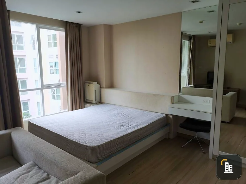 Condo for sale, Nice Suites Sanambinnam, pool view. The corner room is not crowded. The price is very cheap. Can't reserve it anymore.