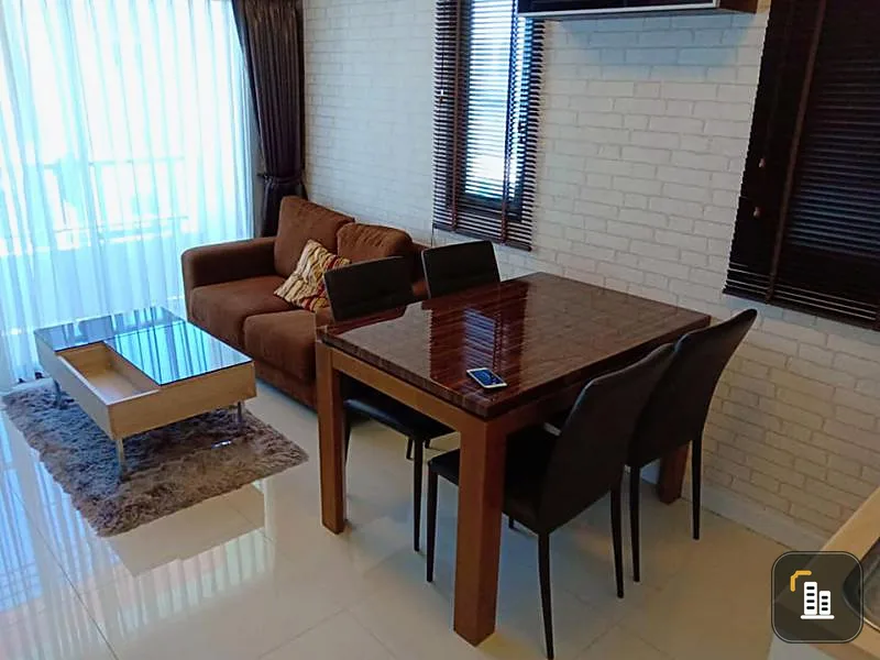 Quick sale, Summer Garden Chaengwattana 19, 8th floor, corner room with full set of furniture.