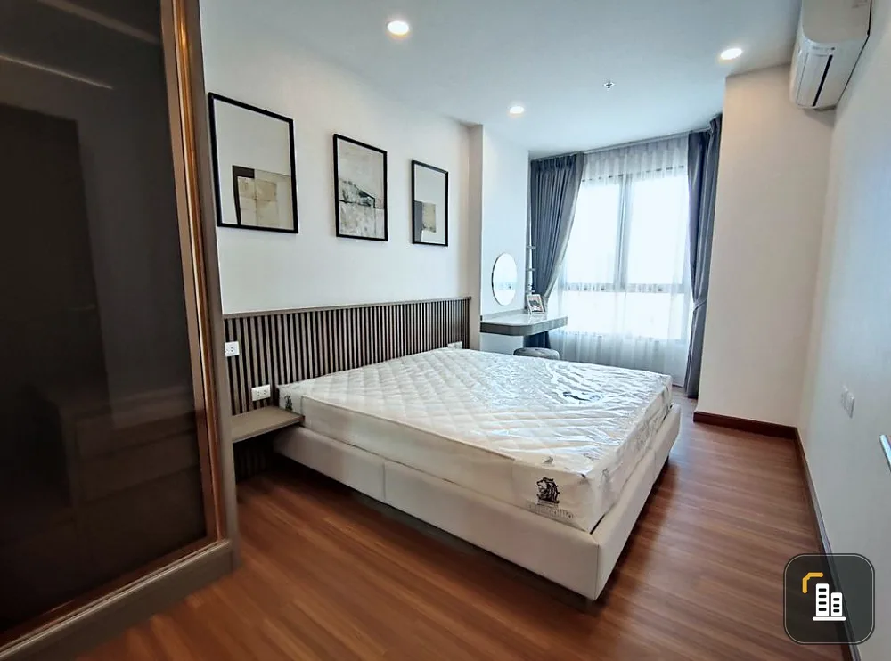 Condo for rent at Supalai Premier Charoen Nakhon, simple but very luxurious decoration. get a beautiful view of the city Book now before you miss it