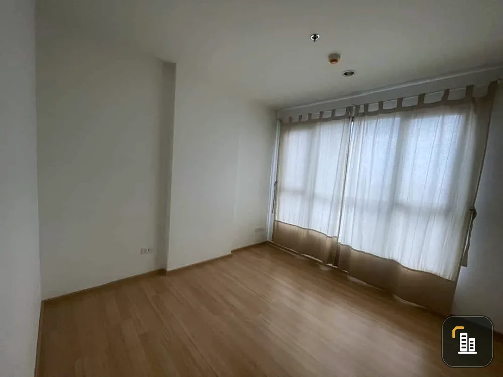Condo for sale, The Base Rama 9-Ramkhamhaeng, empty room, 12th floor, comes at a special price. Hurry up and grab it before the room slips out of your
