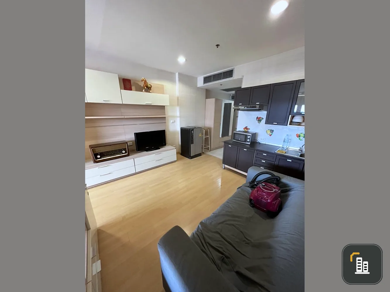 Condo for sale The Platinum, very spacious room, full built-in furniture ready to move in Can't reserve now. Hurry up.