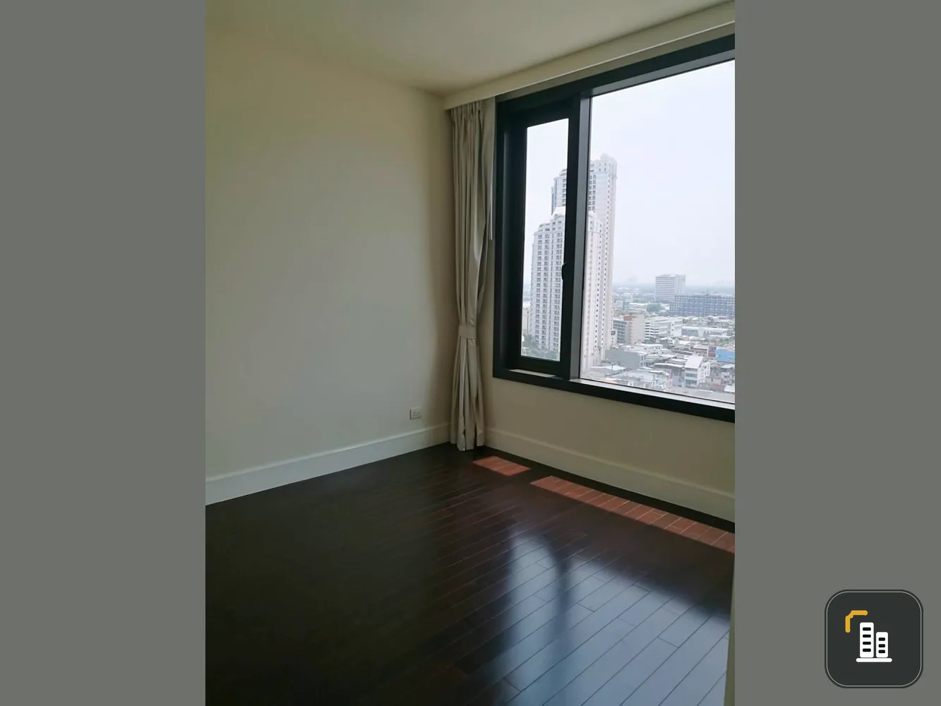 For Sale Aguston Sukhumvit 22, good location, convenient transportation, beautiful view, don't wait.