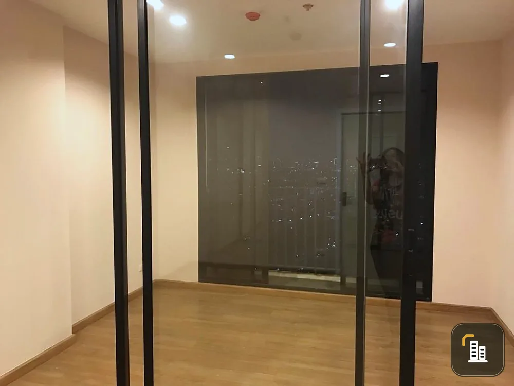 Condo for sale, The Tree Interchange, river view, empty room, decorated room, don't miss it You can reserve in advance.
